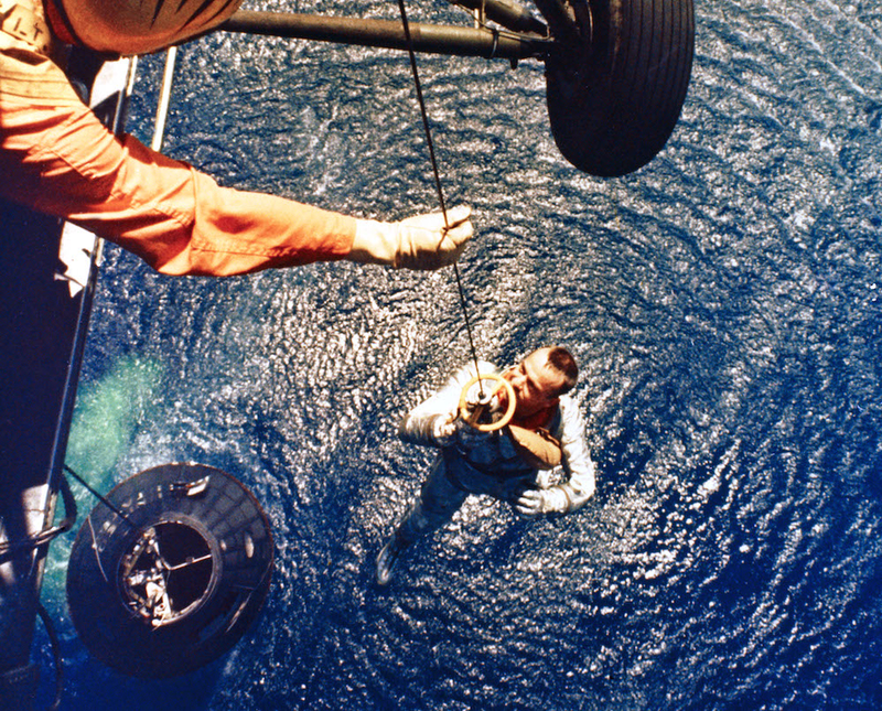 Illustration for article titled Alan Shepard: Astronaut, Pilot, Golfer
